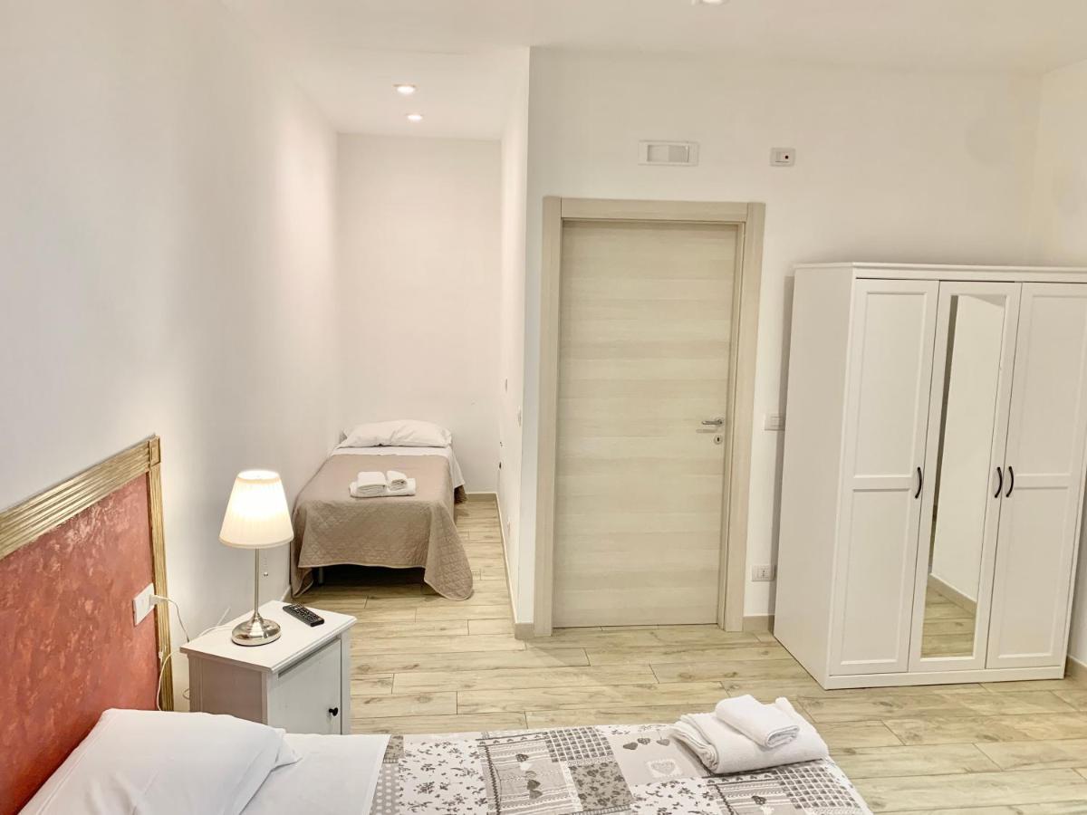 Romano B&B Барі Екстер'єр фото