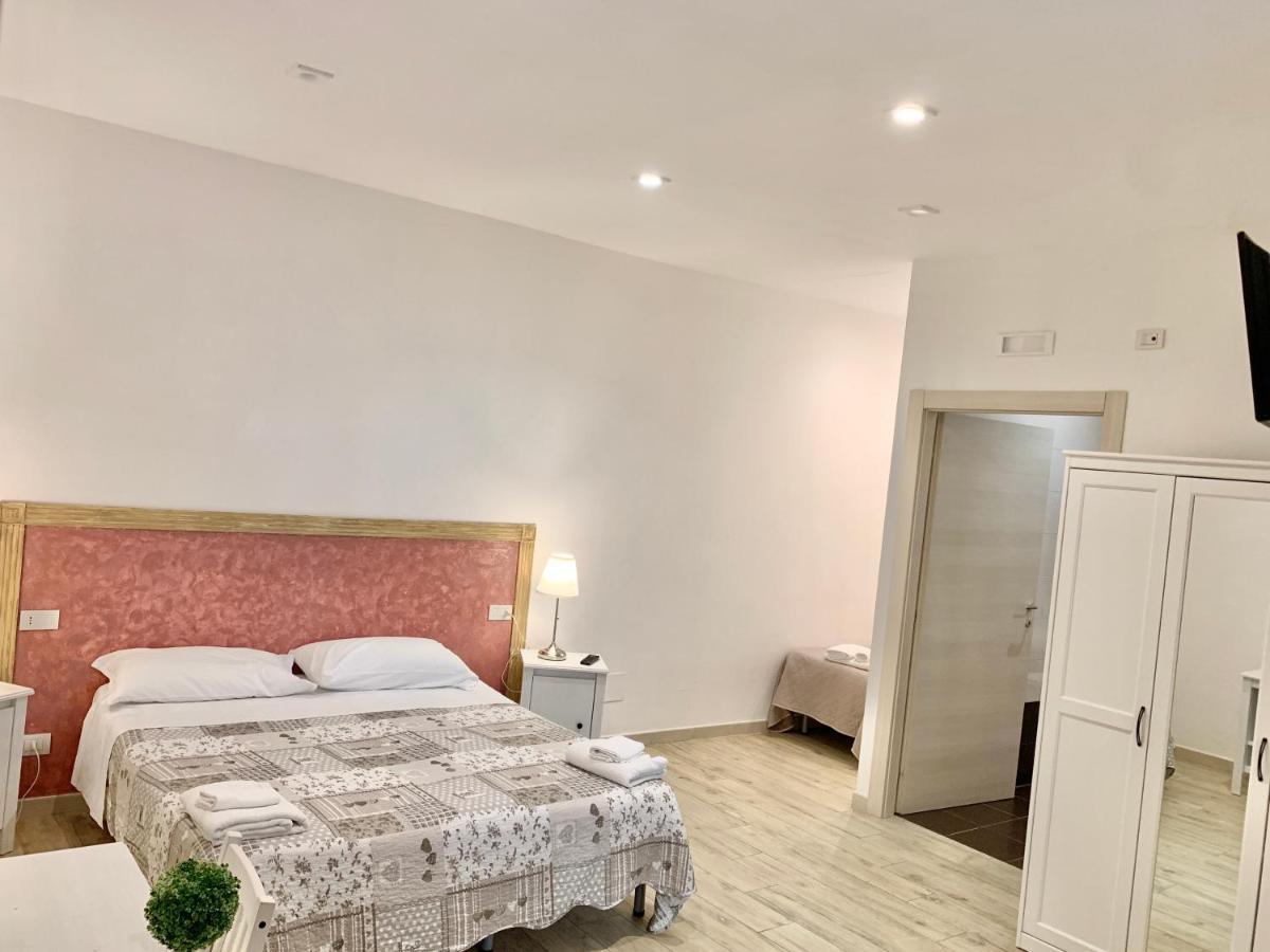 Romano B&B Барі Екстер'єр фото