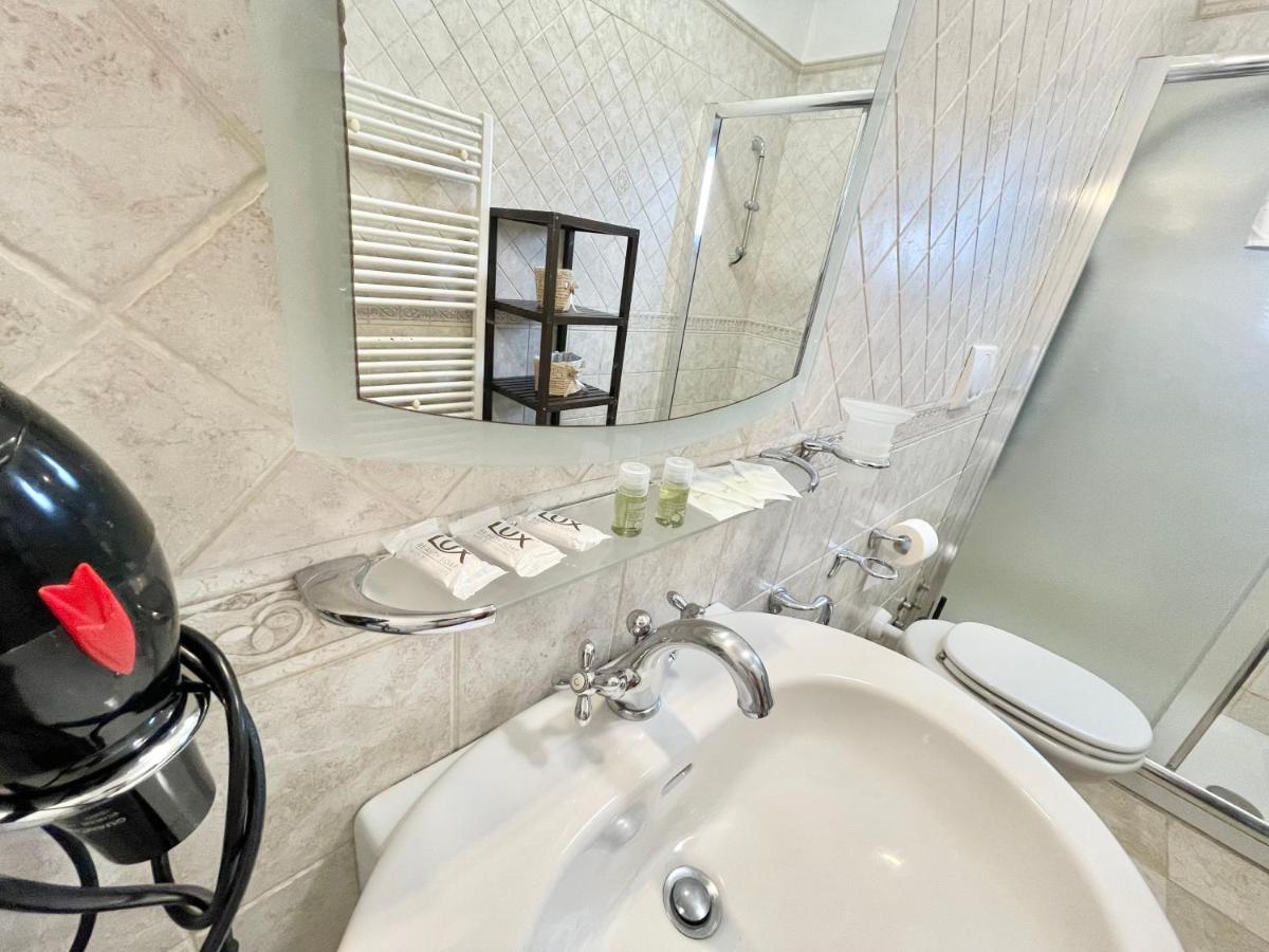 Romano B&B Барі Екстер'єр фото